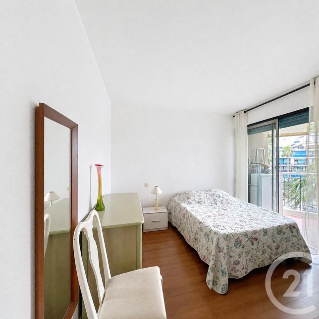 Appartement T2 à louer - 2 pièces - 43.92 m2 - MANDELIEU LA NAPOULE - 06 - PROVENCE-ALPES-COTE-D-AZUR - Century 21 Azurim