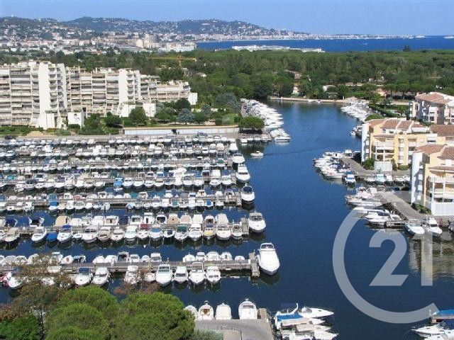 parking à louer - 24.0 m2 - MANDELIEU LA NAPOULE - 06 - PROVENCE-ALPES-COTE-D-AZUR - Century 21 Azurim