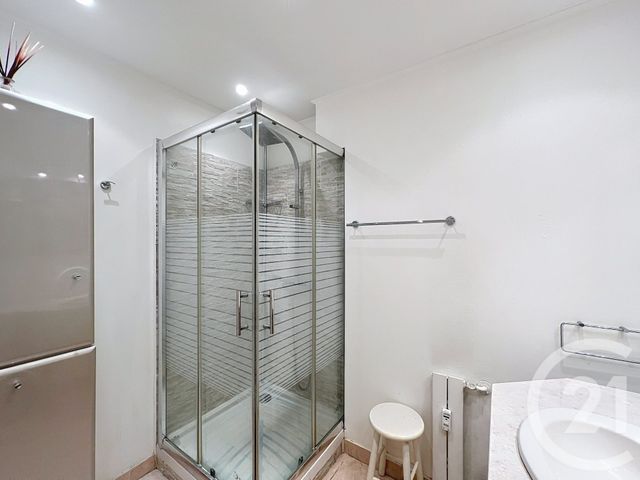 Appartement T2 à louer - 2 pièces - 44.68 m2 - MANDELIEU LA NAPOULE - 06 - PROVENCE-ALPES-COTE-D-AZUR - Century 21 Azurim