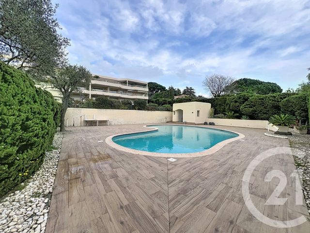 Appartement Studio à louer - 2 pièces - 33.63 m2 - CANNES LA BOCCA - 06 - PROVENCE-ALPES-COTE-D-AZUR - Century 21 Azurim