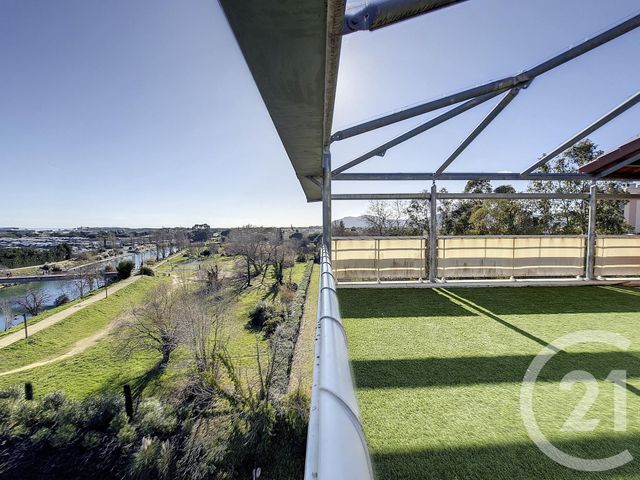 Appartement F3 à louer - 3 pièces - 100.14 m2 - MANDELIEU LA NAPOULE - 06 - PROVENCE-ALPES-COTE-D-AZUR - Century 21 Azurim