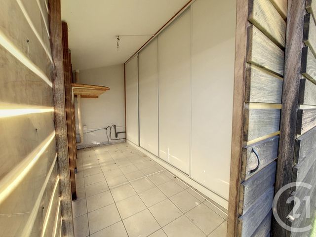 Appartement F3 à louer - 3 pièces - 100.14 m2 - MANDELIEU LA NAPOULE - 06 - PROVENCE-ALPES-COTE-D-AZUR - Century 21 Azurim