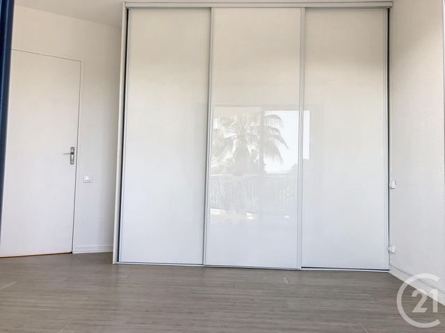 Appartement F2 à louer - 2 pièces - 45.49 m2 - MANDELIEU LA NAPOULE - 06 - PROVENCE-ALPES-COTE-D-AZUR - Century 21 Azurim