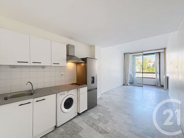 Appartement Studio à louer - 1 pièce - 28.09 m2 - CANNES - 06 - PROVENCE-ALPES-COTE-D-AZUR - Century 21 Azurim