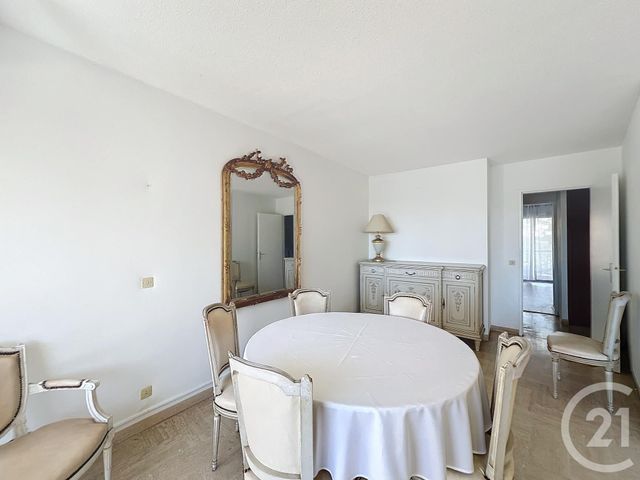 Appartement T2 à louer - 3 pièces - 79.1 m2 - MANDELIEU LA NAPOULE - 06 - PROVENCE-ALPES-COTE-D-AZUR - Century 21 Azurim