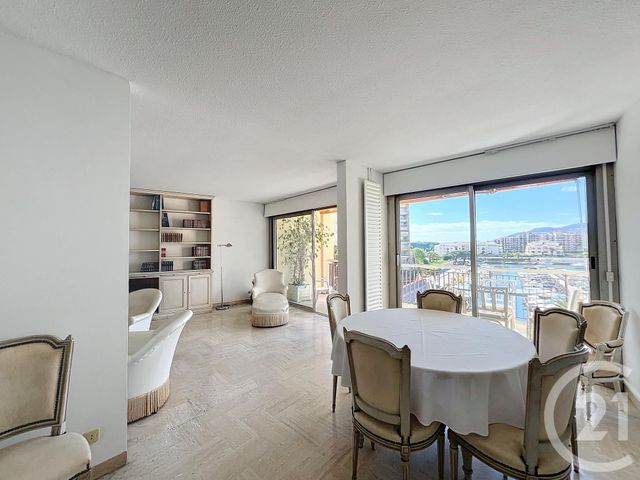 Appartement T2 à louer - 3 pièces - 79.1 m2 - MANDELIEU LA NAPOULE - 06 - PROVENCE-ALPES-COTE-D-AZUR - Century 21 Azurim