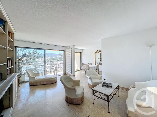 Appartement T2 à louer MANDELIEU LA NAPOULE