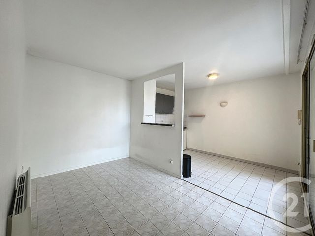 Appartement Studio à louer - 1 pièce - 26.31 m2 - MANDELIEU LA NAPOULE - 06 - PROVENCE-ALPES-COTE-D-AZUR - Century 21 Azurim