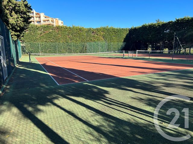 Appartement Studio à louer - 1 pièce - 26.31 m2 - MANDELIEU LA NAPOULE - 06 - PROVENCE-ALPES-COTE-D-AZUR - Century 21 Azurim