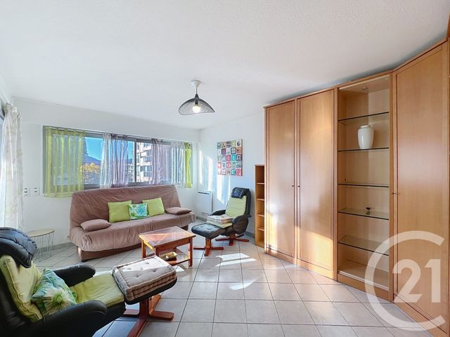 Appartement F1 à louer MANDELIEU LA NAPOULE