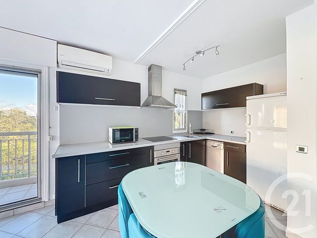 Appartement T2 à louer - 2 pièces - 32.39 m2 - MANDELIEU LA NAPOULE - 06 - PROVENCE-ALPES-COTE-D-AZUR - Century 21 Azurim