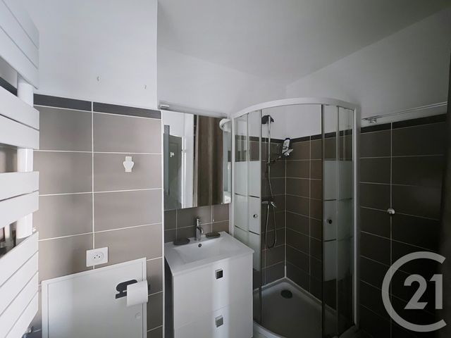 Appartement T2 à louer - 2 pièces - 32.39 m2 - MANDELIEU LA NAPOULE - 06 - PROVENCE-ALPES-COTE-D-AZUR - Century 21 Azurim