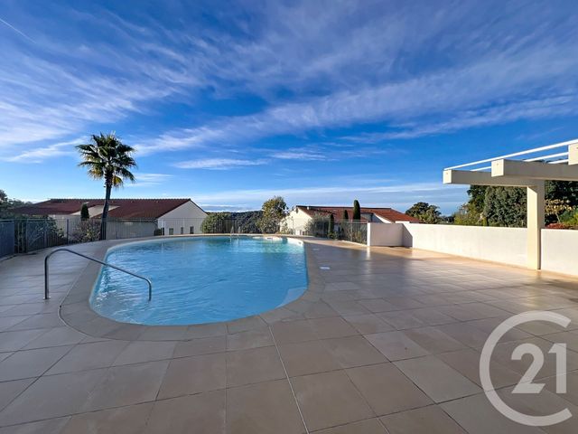 Appartement T2 à louer - 2 pièces - 42.3 m2 - TANNERON - 83 - PROVENCE-ALPES-COTE-D-AZUR - Century 21 Azurim