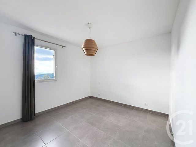 Appartement T2 à louer - 2 pièces - 42.3 m2 - TANNERON - 83 - PROVENCE-ALPES-COTE-D-AZUR - Century 21 Azurim