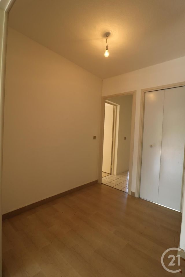 Appartement F3 à louer - 3 pièces - 68.16 m2 - MANDELIEU LA NAPOULE - 06 - PROVENCE-ALPES-COTE-D-AZUR - Century 21 Azurim