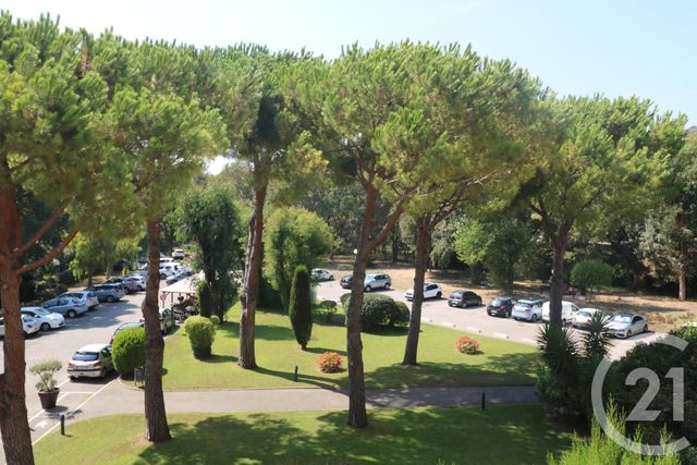 Appartement F3 à louer - 3 pièces - 68.16 m2 - MANDELIEU LA NAPOULE - 06 - PROVENCE-ALPES-COTE-D-AZUR - Century 21 Azurim