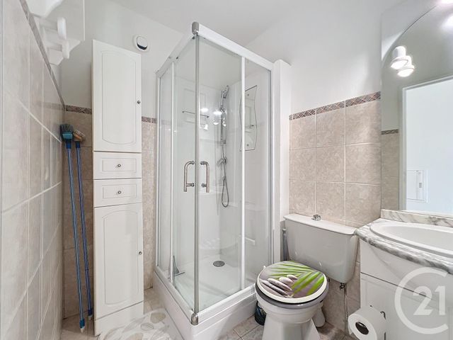 Appartement F1 à louer - 1 pièce - 32.69 m2 - MANDELIEU LA NAPOULE - 06 - PROVENCE-ALPES-COTE-D-AZUR - Century 21 Azurim