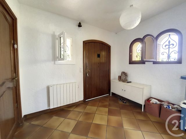 Appartement F3 à louer - 3 pièces - 97.33 m2 - MANDELIEU LA NAPOULE - 06 - PROVENCE-ALPES-COTE-D-AZUR - Century 21 Azurim