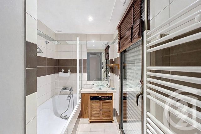 Appartement T1 à louer - 1 pièce - 34.03 m2 - MANDELIEU LA NAPOULE - 06 - PROVENCE-ALPES-COTE-D-AZUR - Century 21 Azurim