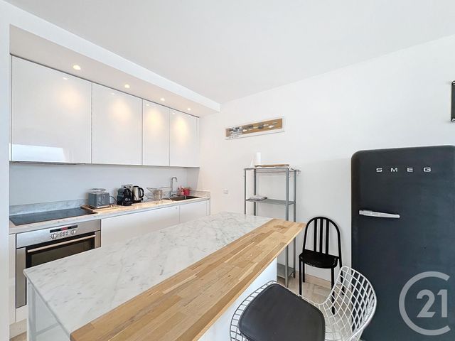 Appartement F3 à louer - 3 pièces - 56.31 m2 - MANDELIEU LA NAPOULE - 06 - PROVENCE-ALPES-COTE-D-AZUR - Century 21 Azurim