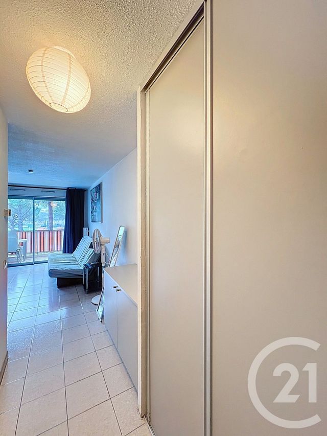 Appartement Studio à louer - 1 pièce - 21.72 m2 - MANDELIEU LA NAPOULE - 06 - PROVENCE-ALPES-COTE-D-AZUR - Century 21 Azurim