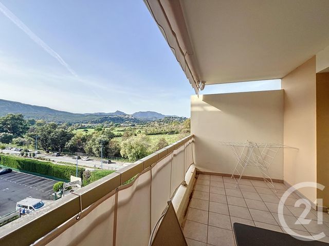 Appartement Studio à louer - 1 pièce - 29.48 m2 - MANDELIEU LA NAPOULE - 06 - PROVENCE-ALPES-COTE-D-AZUR - Century 21 Azurim