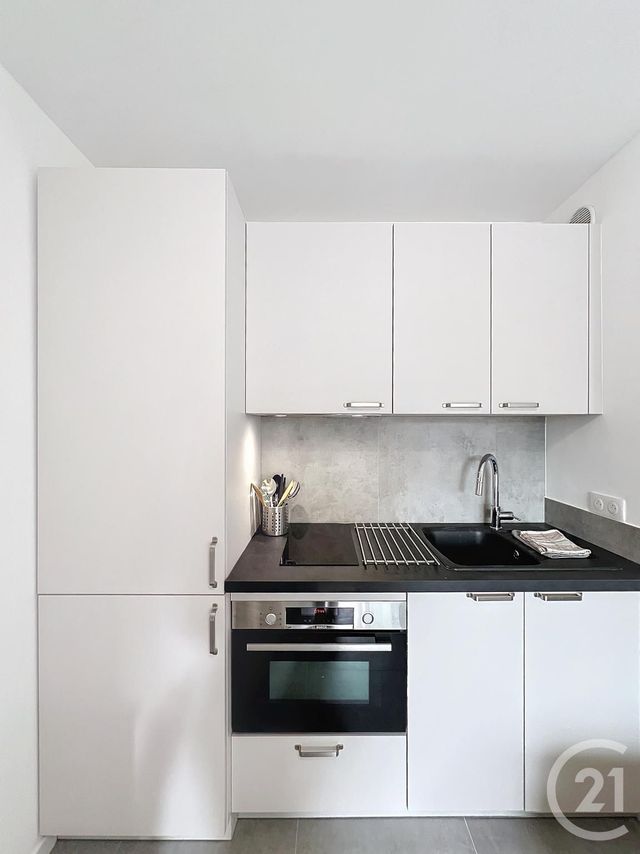 Appartement Studio à louer - 1 pièce - 29.48 m2 - MANDELIEU LA NAPOULE - 06 - PROVENCE-ALPES-COTE-D-AZUR - Century 21 Azurim