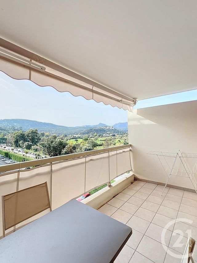 Appartement Studio à louer - 1 pièce - 29.48 m2 - MANDELIEU LA NAPOULE - 06 - PROVENCE-ALPES-COTE-D-AZUR - Century 21 Azurim