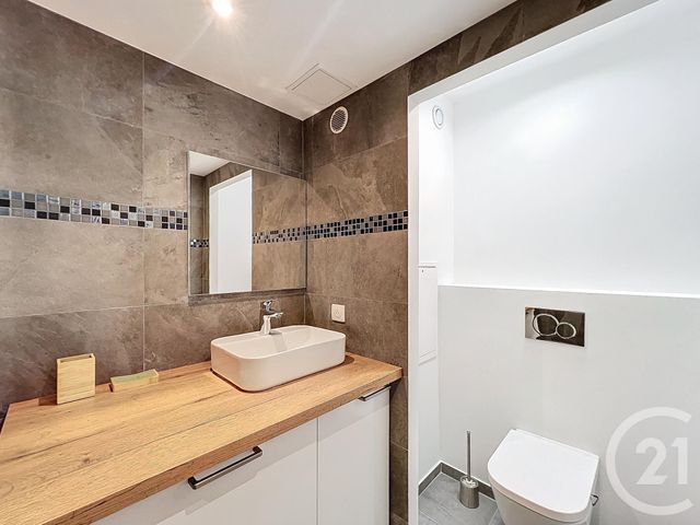 Appartement Studio à louer - 1 pièce - 29.48 m2 - MANDELIEU LA NAPOULE - 06 - PROVENCE-ALPES-COTE-D-AZUR - Century 21 Azurim