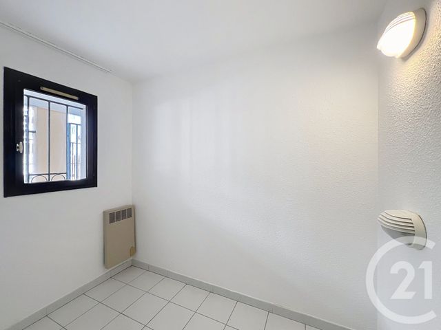 Appartement T3 à louer - 2 pièces - 33.59 m2 - CANNES LA BOCCA - 06 - PROVENCE-ALPES-COTE-D-AZUR - Century 21 Azurim