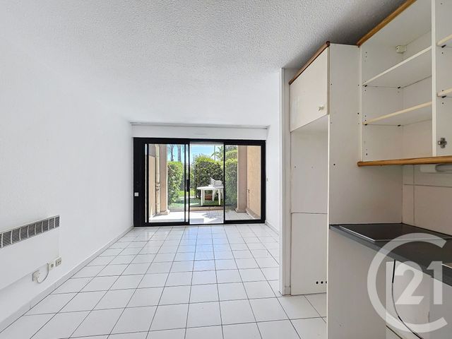 Appartement T3 à louer CANNES LA BOCCA