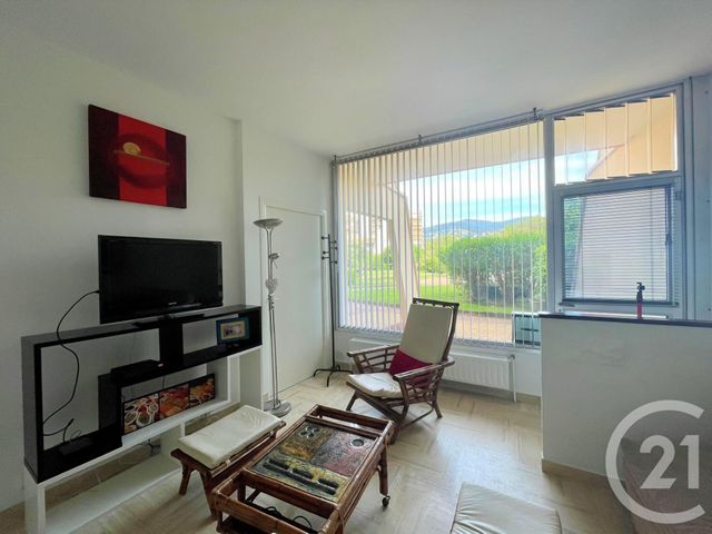 Appartement F2 à louer - 2 pièces - 32.42 m2 - MANDELIEU LA NAPOULE - 06 - PROVENCE-ALPES-COTE-D-AZUR - Century 21 Azurim