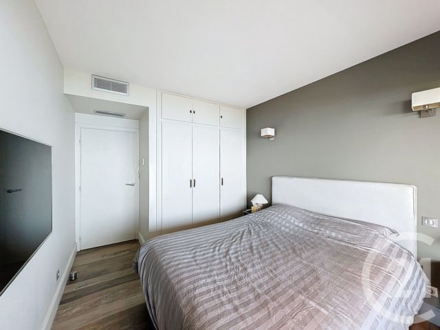 Appartement F5 à louer - 5 pièces - 107.46 m2 - VALLAURIS - 06 - PROVENCE-ALPES-COTE-D-AZUR - Century 21 Azurim