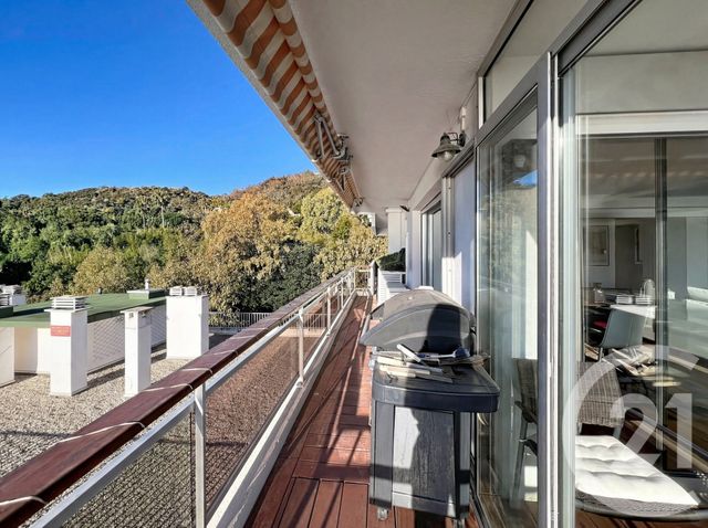 Appartement F5 à louer - 5 pièces - 107.46 m2 - VALLAURIS - 06 - PROVENCE-ALPES-COTE-D-AZUR - Century 21 Azurim