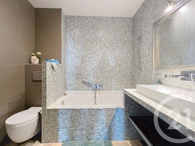 Appartement F5 à louer - 5 pièces - 107.46 m2 - VALLAURIS - 06 - PROVENCE-ALPES-COTE-D-AZUR - Century 21 Azurim