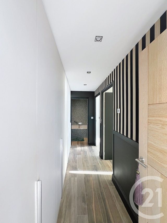 Appartement F5 à louer - 5 pièces - 107.46 m2 - VALLAURIS - 06 - PROVENCE-ALPES-COTE-D-AZUR - Century 21 Azurim