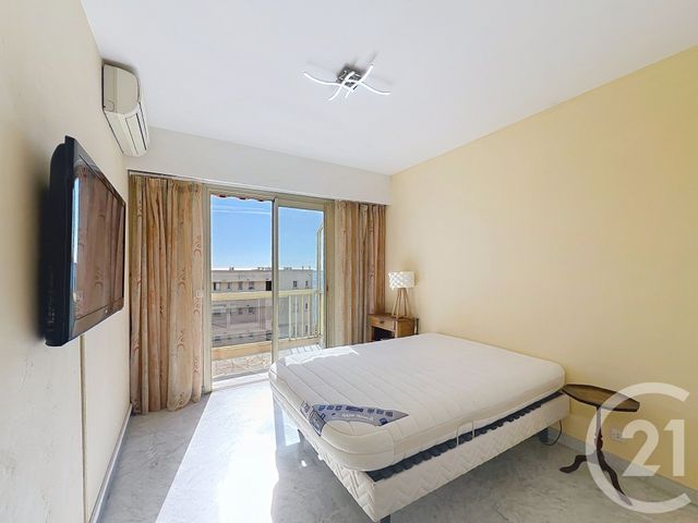 Appartement T2 à louer - 2 pièces - 52.68 m2 - MANDELIEU LA NAPOULE - 06 - PROVENCE-ALPES-COTE-D-AZUR - Century 21 Azurim
