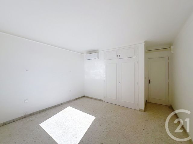 Appartement T4 à louer - 4 pièces - 85.43 m2 - MANDELIEU LA NAPOULE - 06 - PROVENCE-ALPES-COTE-D-AZUR - Century 21 Azurim