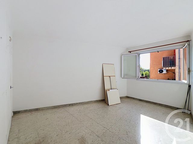 Appartement T4 à louer - 4 pièces - 85.43 m2 - MANDELIEU LA NAPOULE - 06 - PROVENCE-ALPES-COTE-D-AZUR - Century 21 Azurim