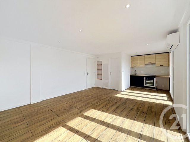 Appartement T1 à louer - 1 pièce - 28.53 m2 - MANDELIEU LA NAPOULE - 06 - PROVENCE-ALPES-COTE-D-AZUR - Century 21 Azurim