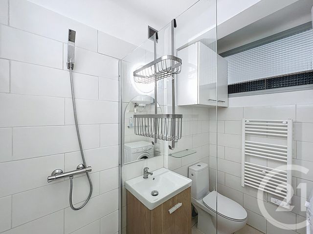 Appartement T2 à louer - 2 pièces - 38.39 m2 - MANDELIEU LA NAPOULE - 06 - PROVENCE-ALPES-COTE-D-AZUR - Century 21 Azurim