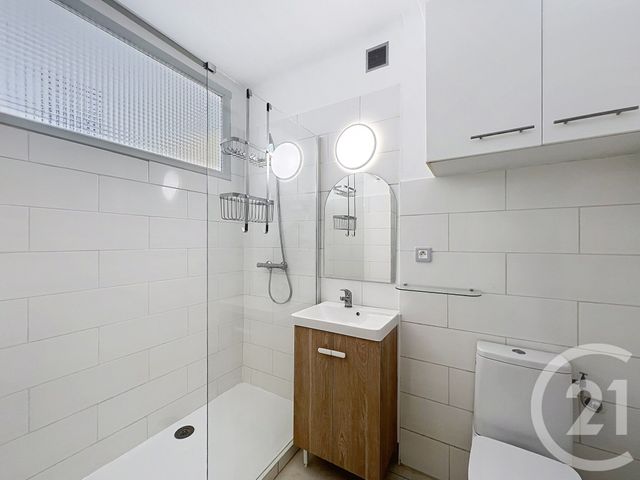Appartement T2 à louer - 2 pièces - 38.39 m2 - MANDELIEU LA NAPOULE - 06 - PROVENCE-ALPES-COTE-D-AZUR - Century 21 Azurim