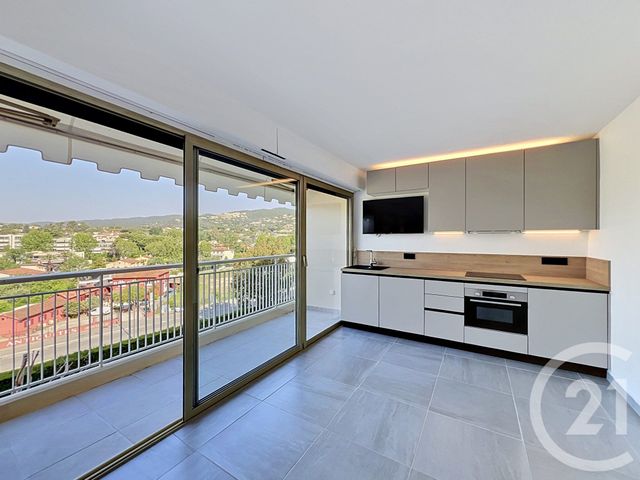 Appartement Studio à louer - 1 pièce - 19.04 m2 - MANDELIEU LA NAPOULE - 06 - PROVENCE-ALPES-COTE-D-AZUR - Century 21 Azurim