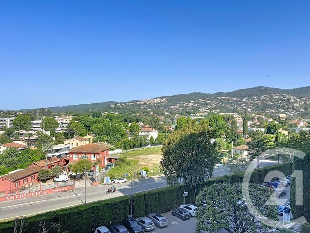 Appartement Studio à louer - 1 pièce - 19.04 m2 - MANDELIEU LA NAPOULE - 06 - PROVENCE-ALPES-COTE-D-AZUR - Century 21 Azurim