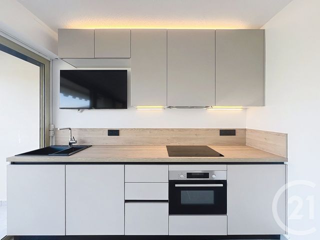 Appartement Studio à louer - 1 pièce - 19.04 m2 - MANDELIEU LA NAPOULE - 06 - PROVENCE-ALPES-COTE-D-AZUR - Century 21 Azurim