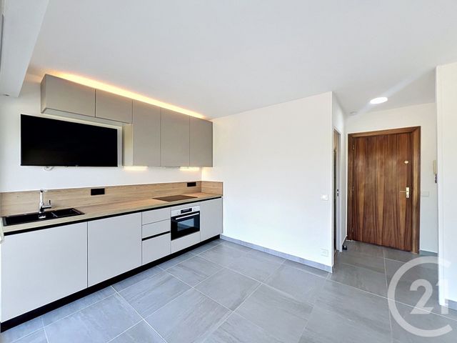 Appartement Studio à louer - 1 pièce - 19.04 m2 - MANDELIEU LA NAPOULE - 06 - PROVENCE-ALPES-COTE-D-AZUR - Century 21 Azurim