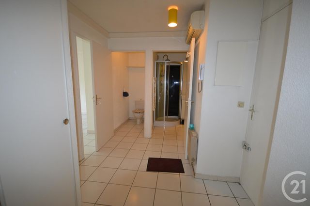 Appartement F2 à louer - 2 pièces - 35.66 m2 - MANDELIEU LA NAPOULE - 06 - PROVENCE-ALPES-COTE-D-AZUR - Century 21 Azurim
