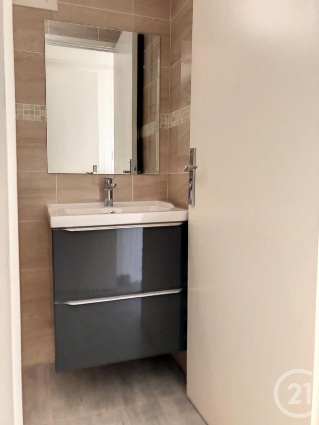 Appartement Studio à louer - 1 pièce - 18.62 m2 - MANDELIEU LA NAPOULE - 06 - PROVENCE-ALPES-COTE-D-AZUR - Century 21 Azurim