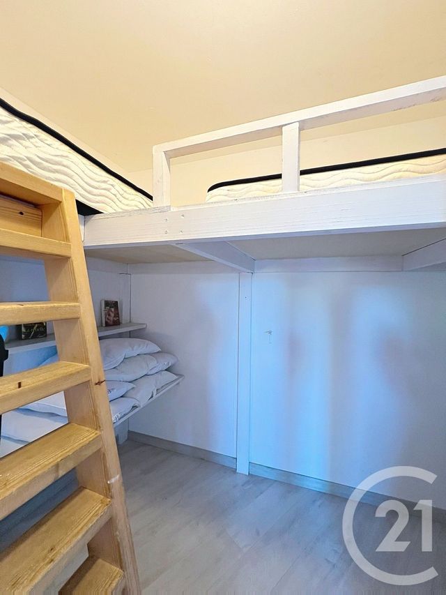 Appartement T2 à louer - 2 pièces - 44.41 m2 - MANDELIEU LA NAPOULE - 06 - PROVENCE-ALPES-COTE-D-AZUR - Century 21 Azurim