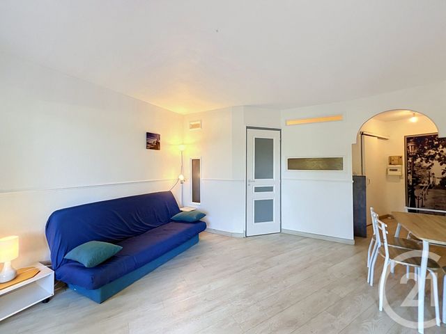 Appartement T2 à louer - 2 pièces - 44.41 m2 - MANDELIEU LA NAPOULE - 06 - PROVENCE-ALPES-COTE-D-AZUR - Century 21 Azurim